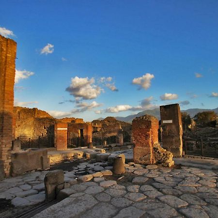 Tra Amalfi, Pompei, Paestum Lejlighed Salerno Eksteriør billede