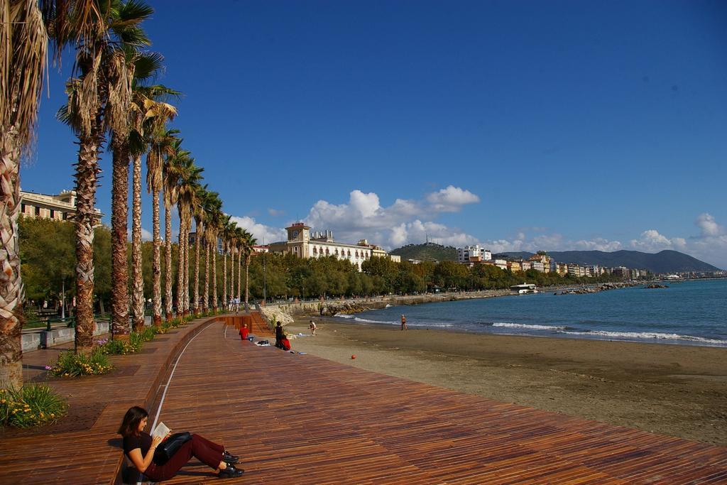 Tra Amalfi, Pompei, Paestum Lejlighed Salerno Værelse billede