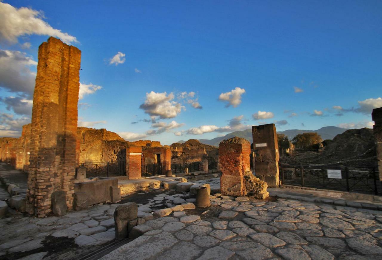 Tra Amalfi, Pompei, Paestum Lejlighed Salerno Eksteriør billede