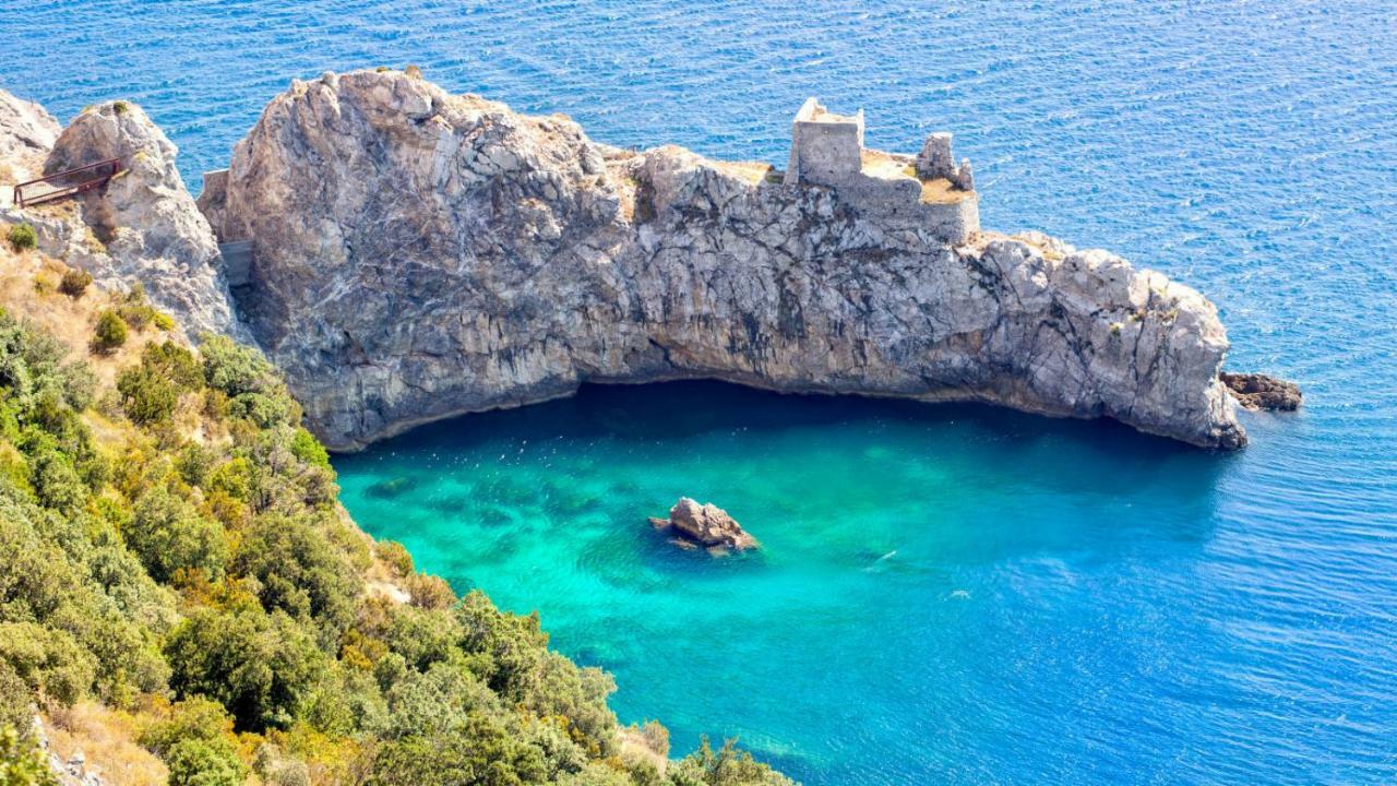 Tra Amalfi, Pompei, Paestum Lejlighed Salerno Eksteriør billede